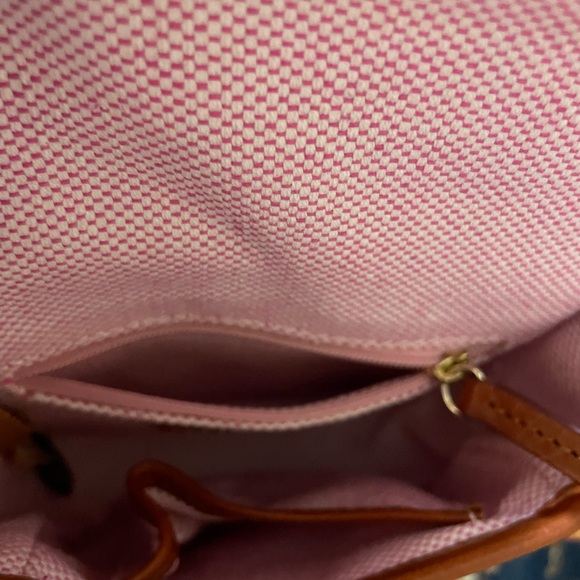 Dooney & Bourke All Weather Leather Duck Bag - Picture 13 of 15